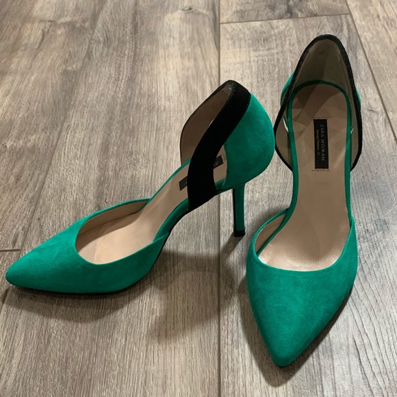 Zara green/black colorblock pointed toe heel - Picture 2 of 5